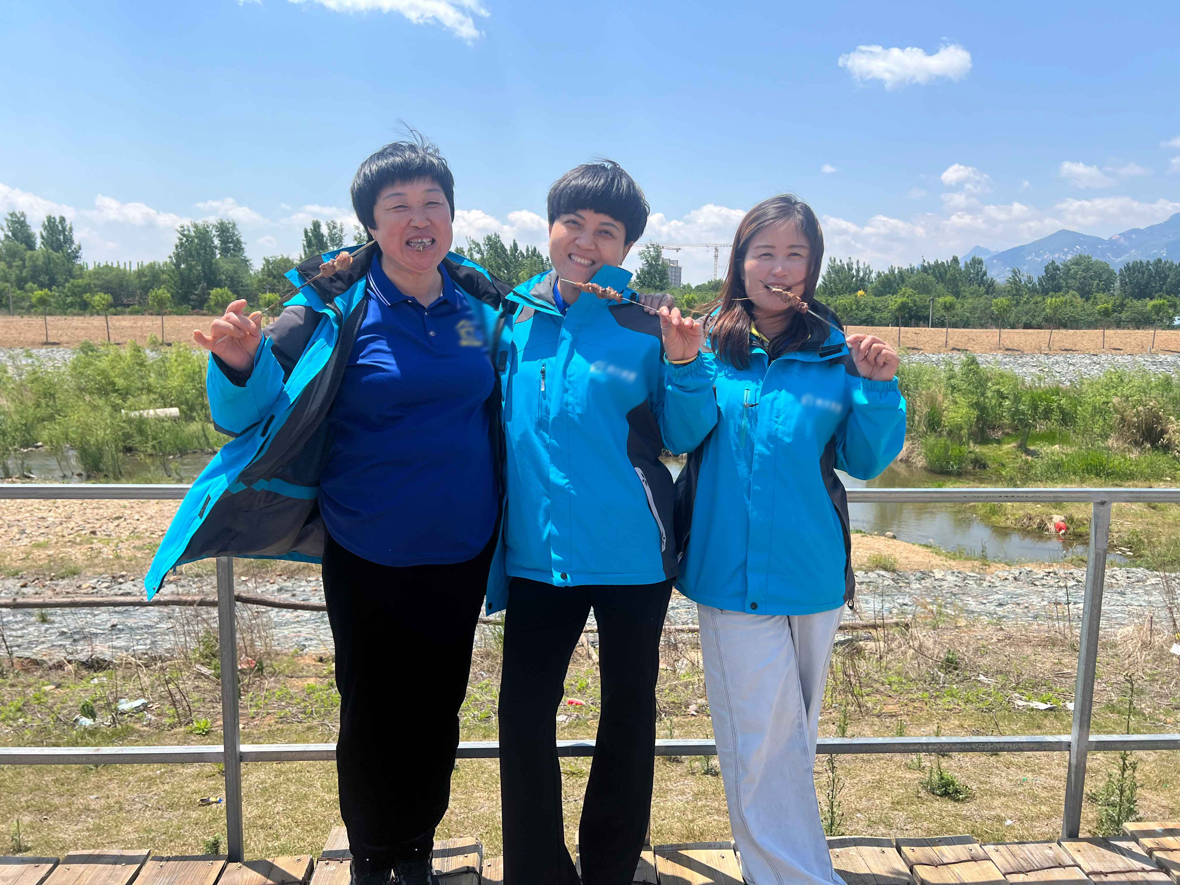 5acda83e5a209ff5703dad2e5e735a2